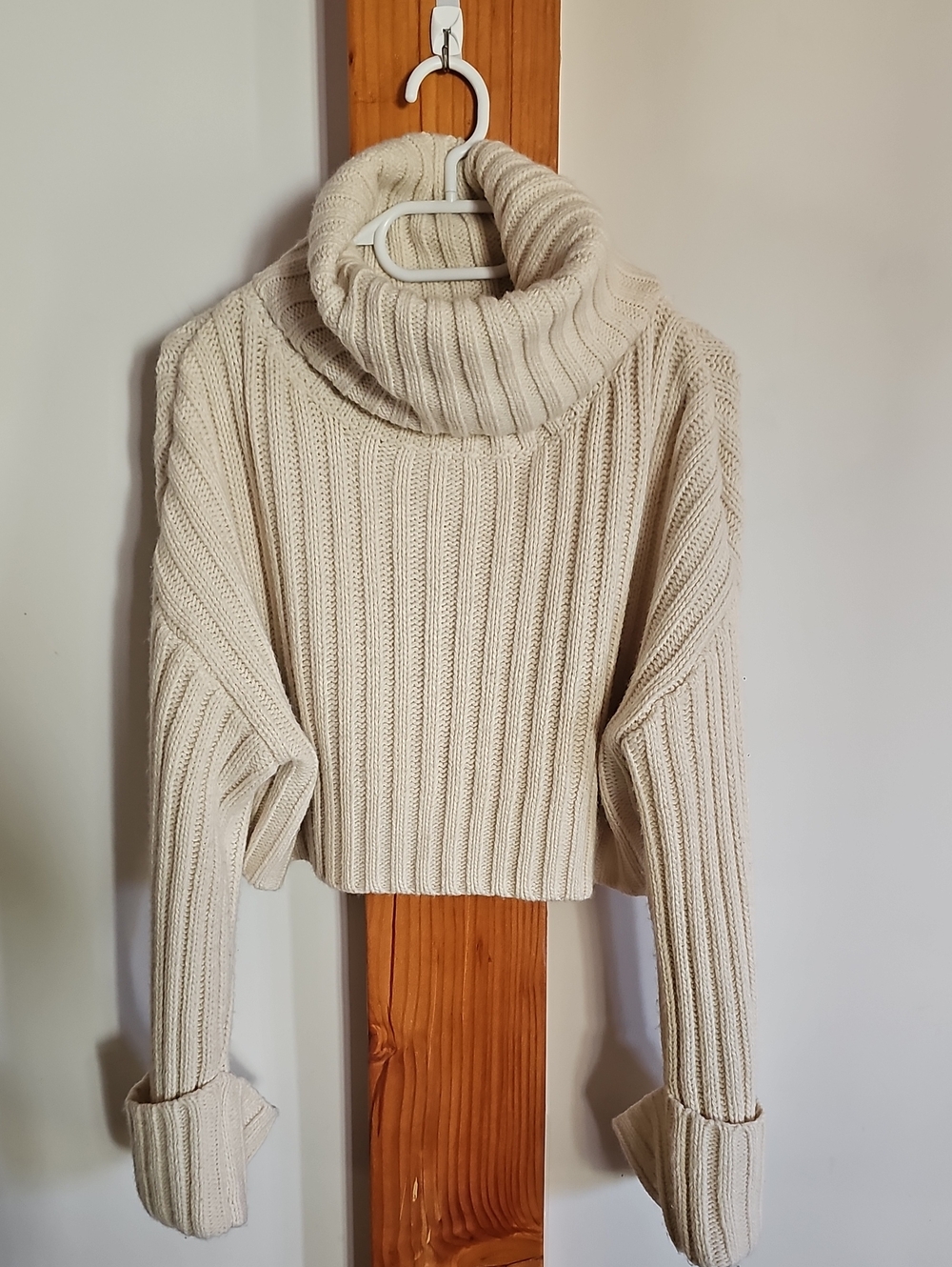 En Saison Cream Ribbed Cropped Turtleneck Sweater